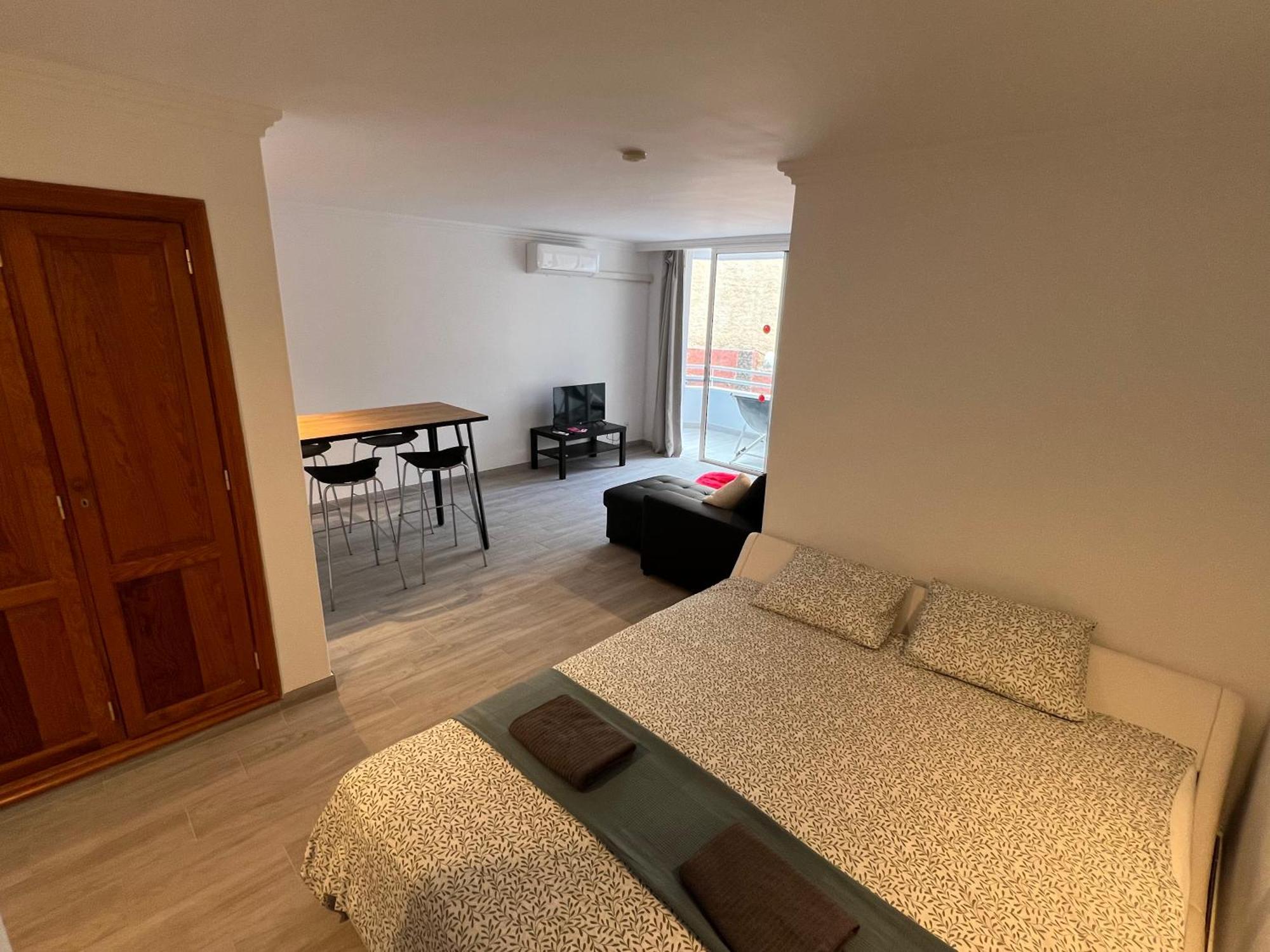 Air Conditioning, Private Parking And Fully Equipped Kitchen In Hotel Room In Golf Del Sur, Tenerife San Miguel de Abona Exterior foto
